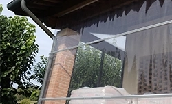 Stores Verticaux Transparents